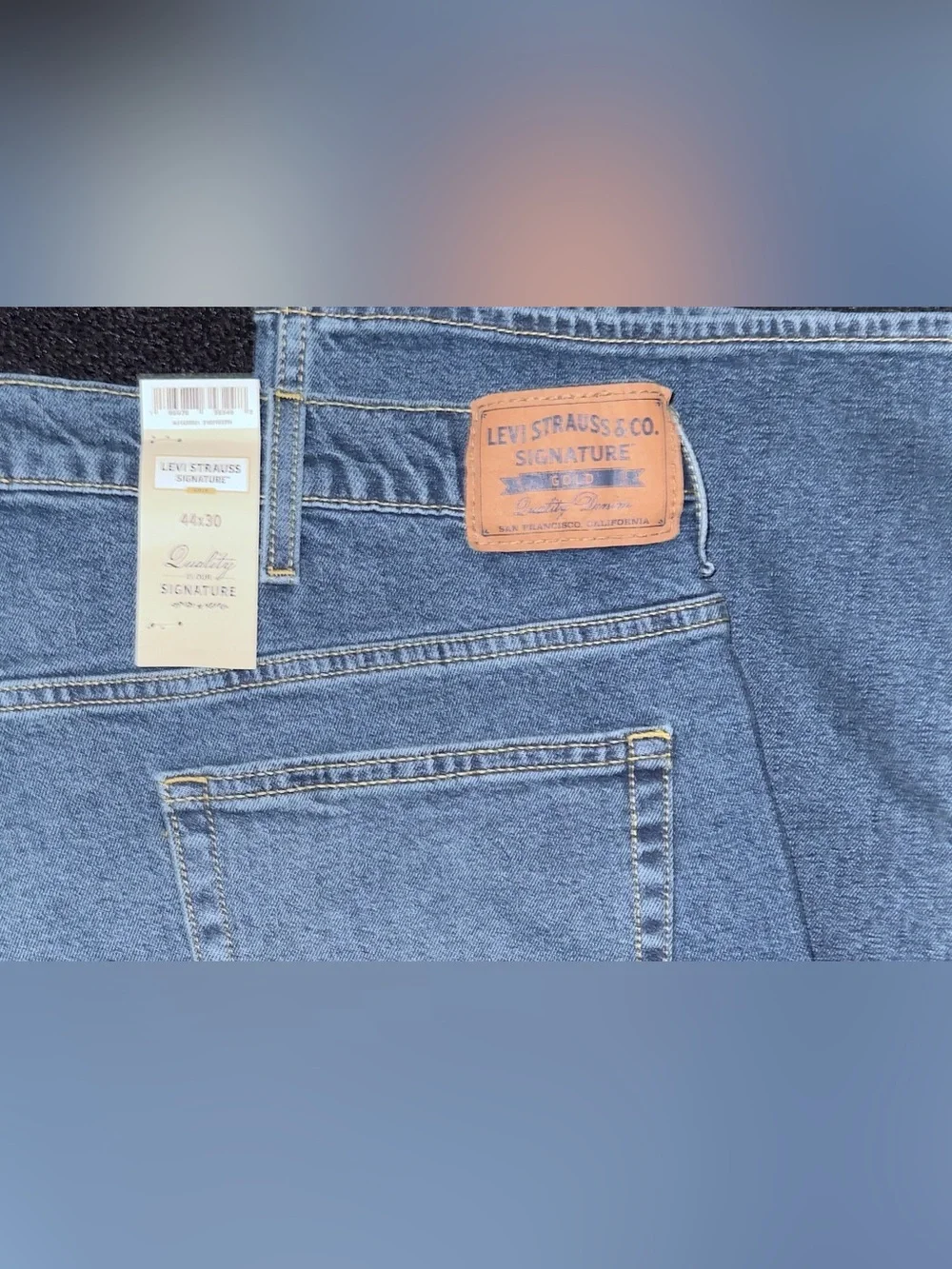 NWT - Levi Strauss Signature Gold Men's Loose Fit Jeans Big & Tall 44x30